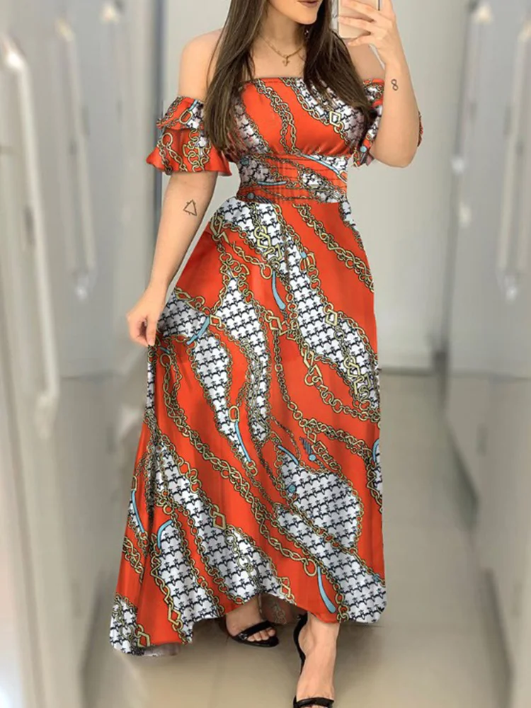 

Женское платье макси с открытыми плечами и принтом цепей