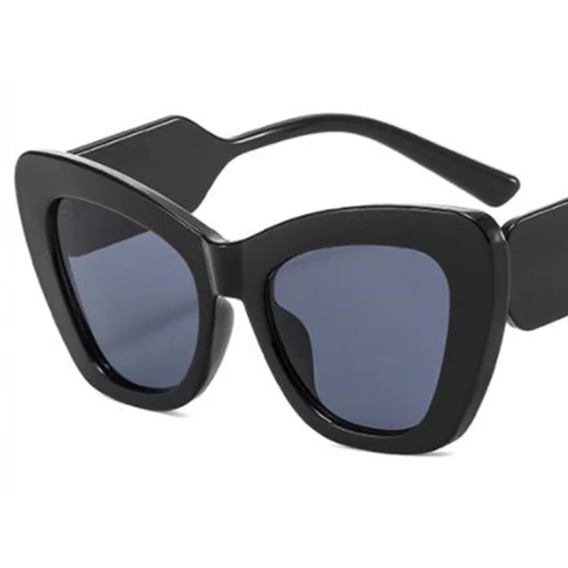 

Fashion Sunglasses Women Cat Eye Sun Glasses Oversize Frame Eyeglasses Anti-UV Spectacles Wide Temples Ornamental