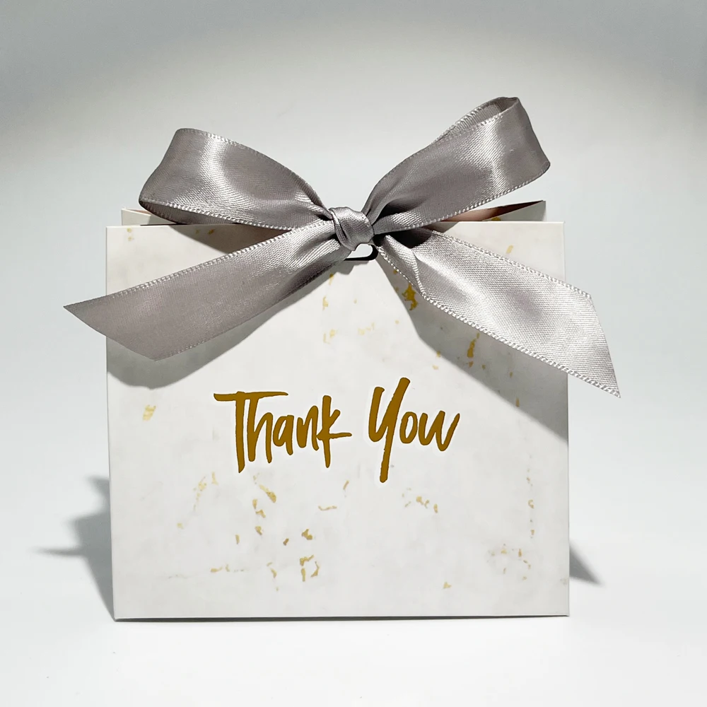 Подарочная коробка RMTPT картонная