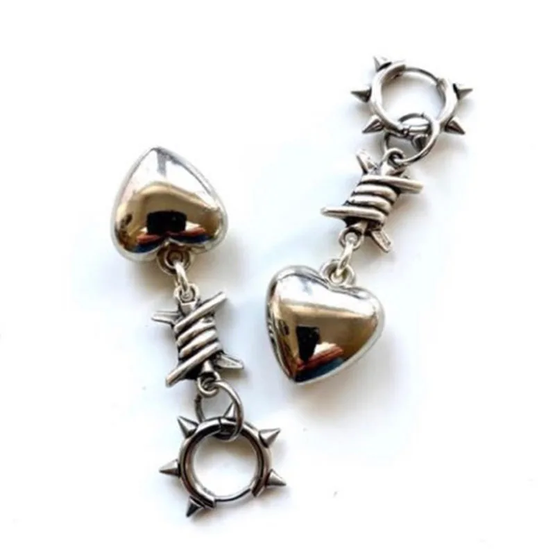 Женские серьги-кольца в виде сердца стиле панк