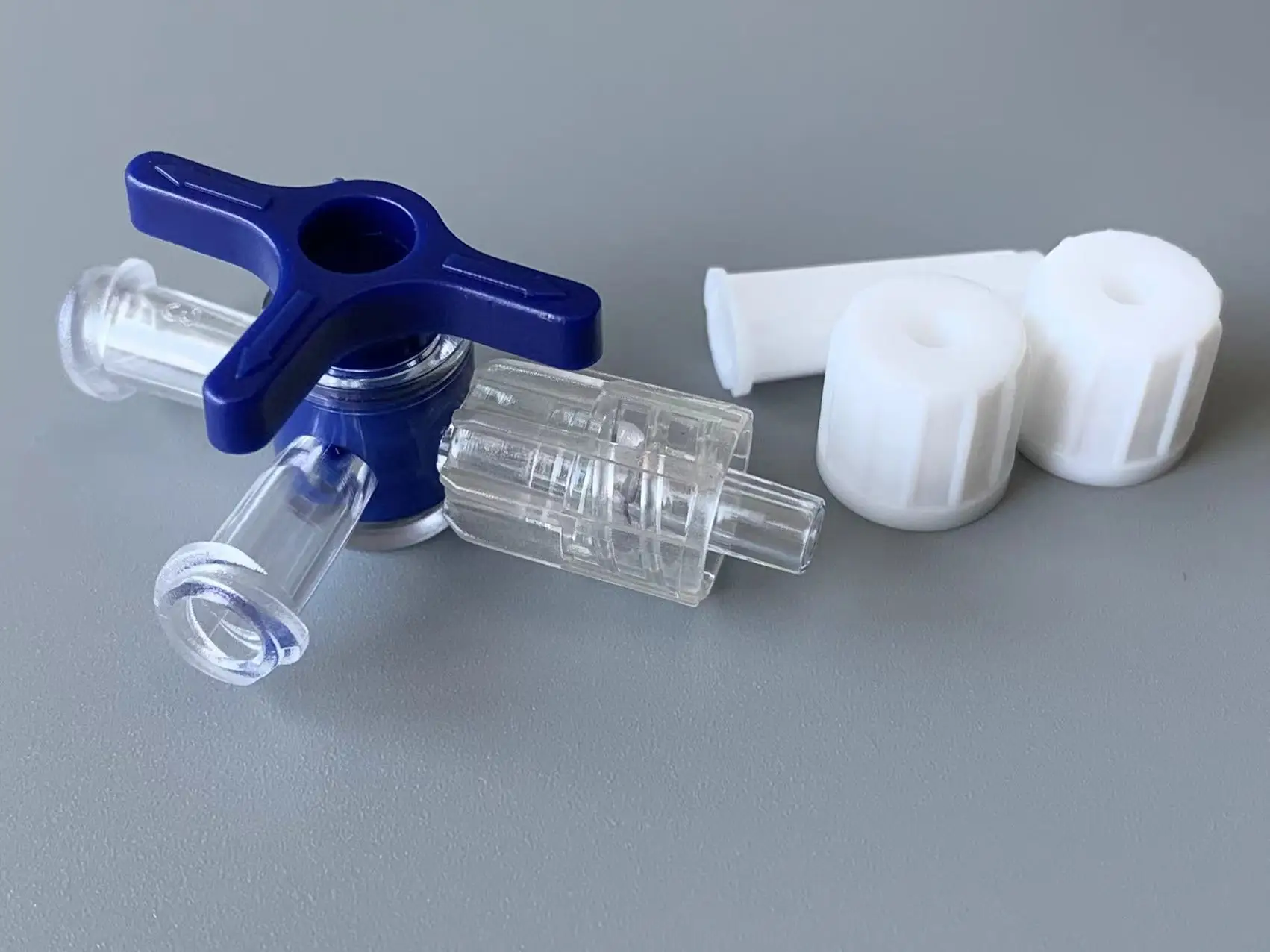 Трёхсторонний стопорный кран ThrPlastic для клинических клинок переходник с