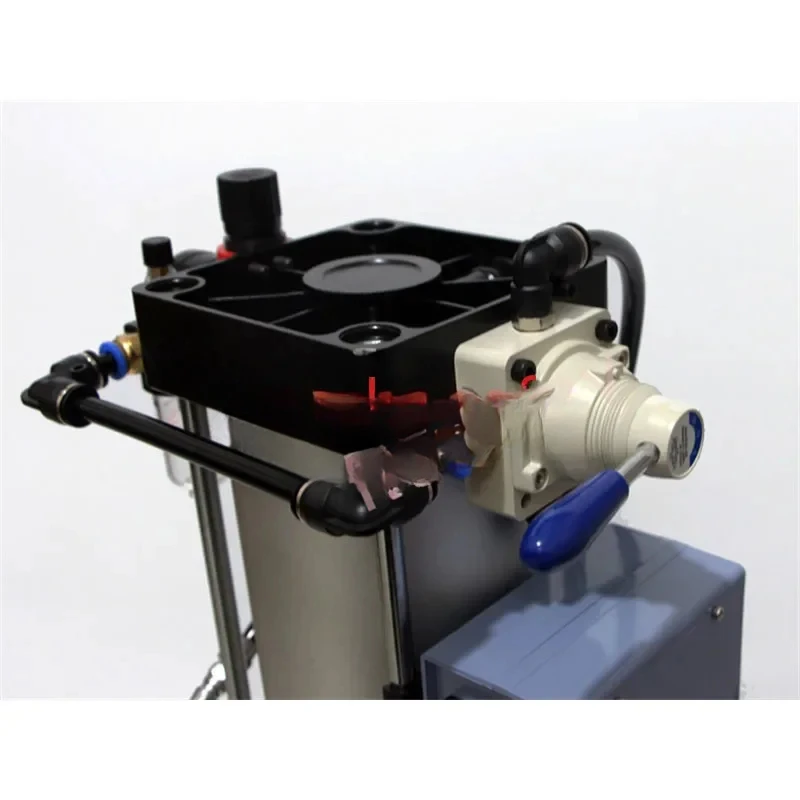 Для небольшой вертикальной машины для литья под давлением USB зарядная головка 20 г