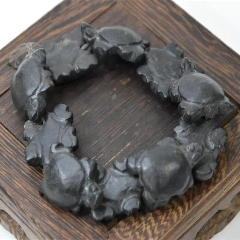 

Хуншанская культура, античный черный железный амулет метеорита, горничная, подвеска-талисман, резная статуя, коллекционные украшения