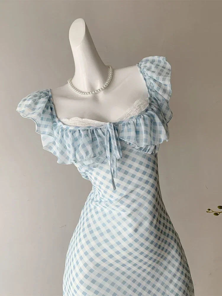 Женское клетчатое платье-трапеция без рукавов с квадратным вырезом