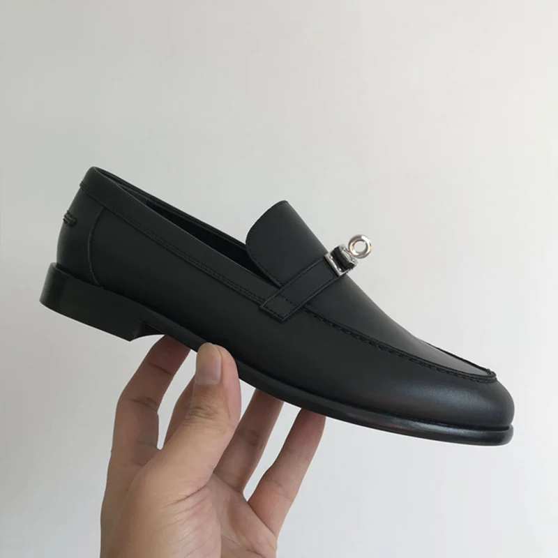 

2023 New Luxury Women's Pump Round Toe Patent Leather Platform Thick Mid Heel Black Casual Shoes Lefu Shoe School