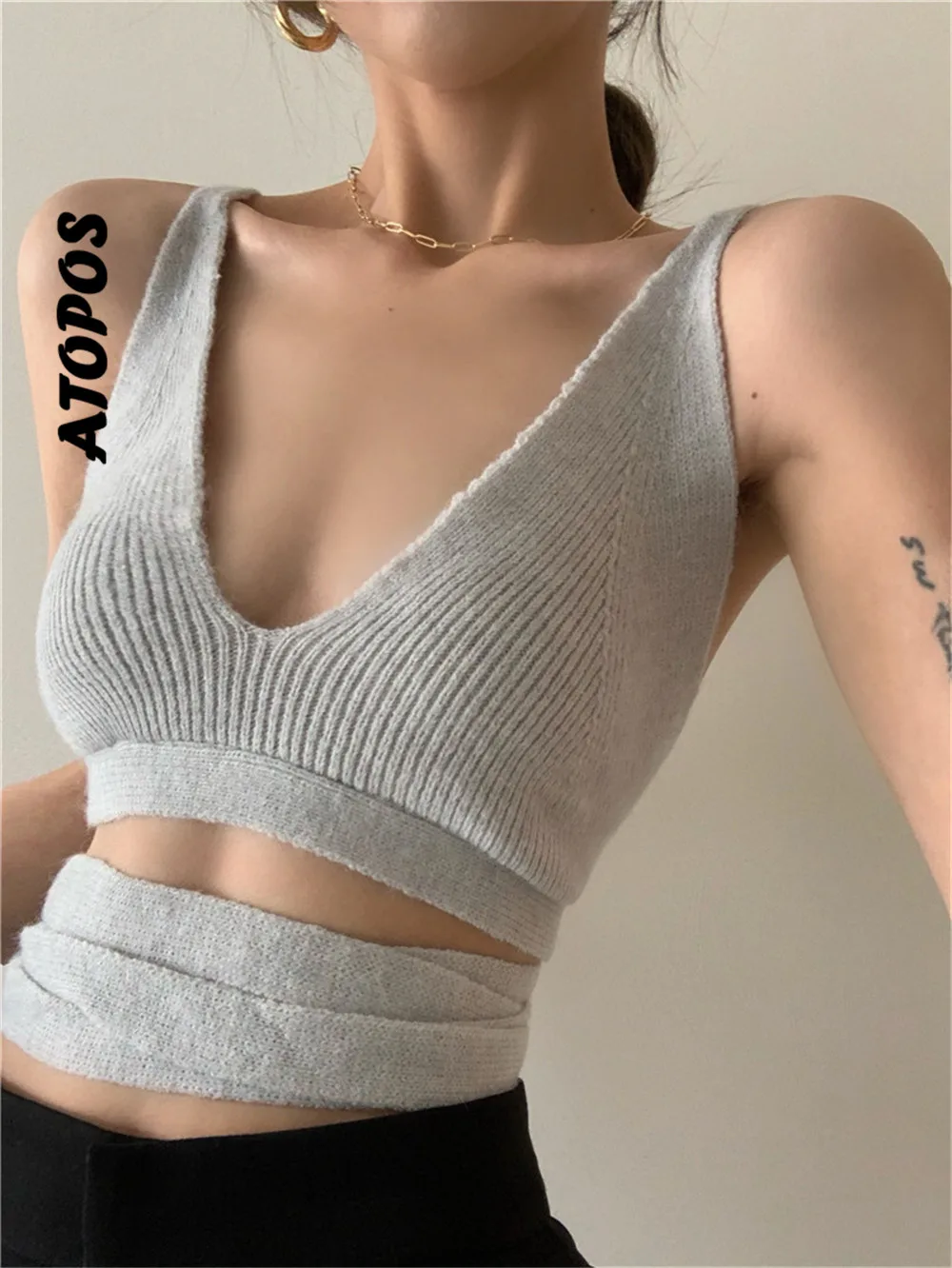 

Топ женский трикотажный на шнуровке, на весну