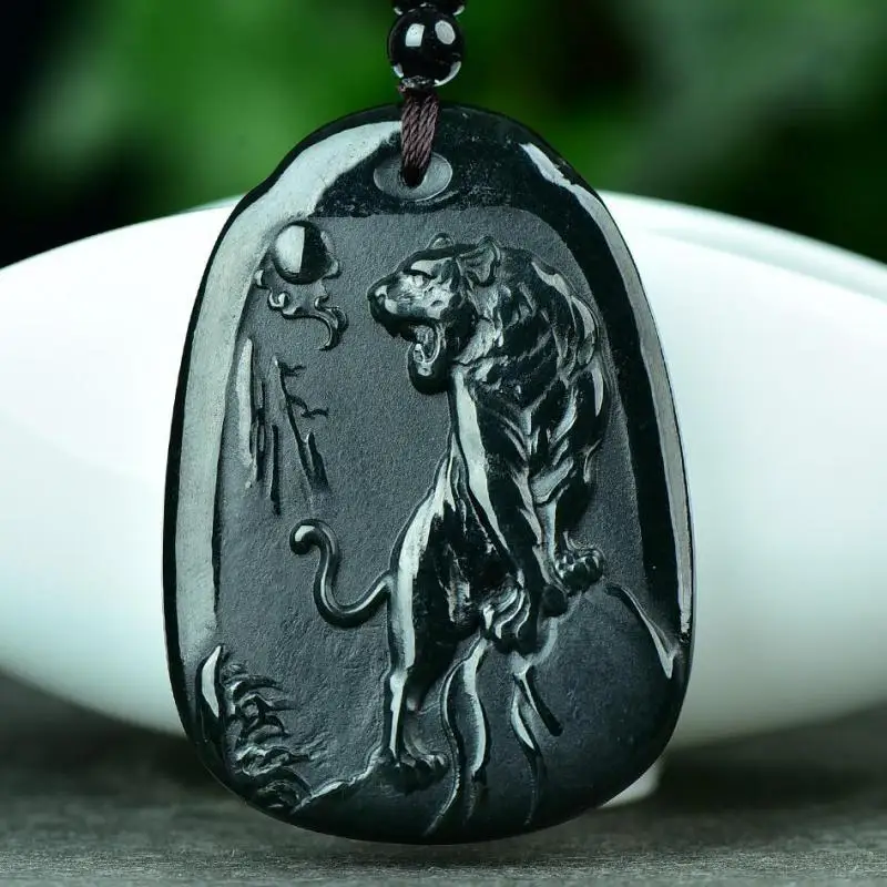 

Green Jade Tiger Pendant Beaded Necklace Sweater Chain Men Women Genuine Hetian Jades Nephrite Zodiac Tigers Charms Necklaces