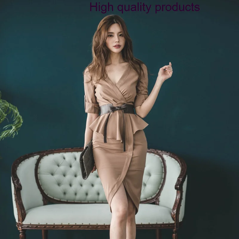 

Korean Spring New Women'S 2023 Slim V-Neck Waist Fake Two-Piece Three-Quarter Sleeve Buttock Wrapped One-Step Dress