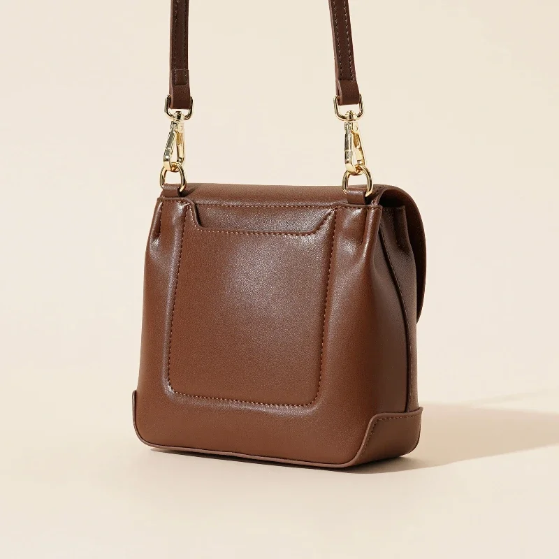 Усовершенствованная текстура маленькая сумка на плечо с клапаном в стиле ретро