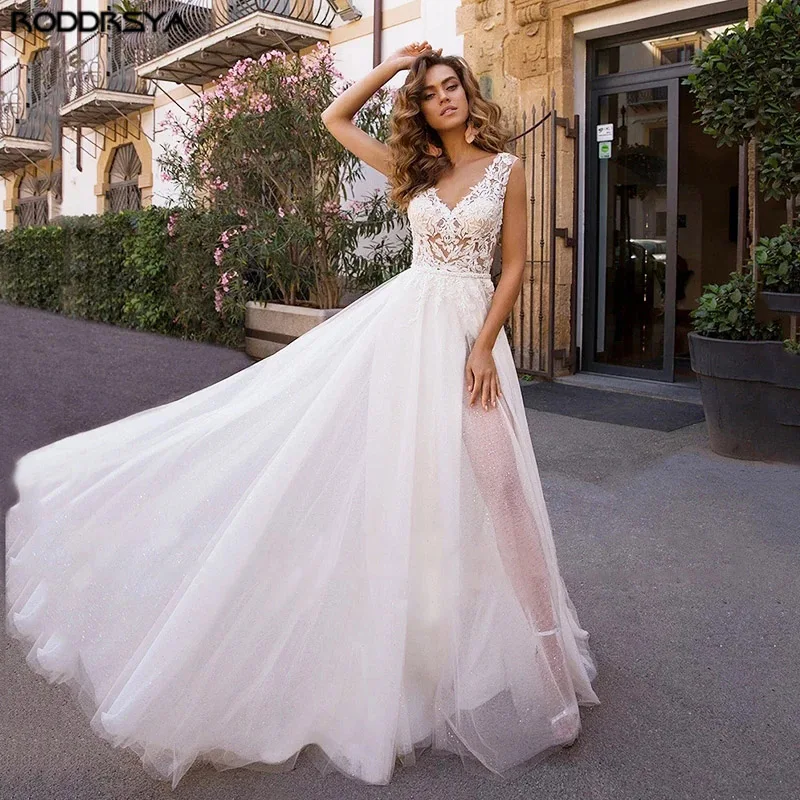 

Beach Tulle Lace Applique Side Slit Wedding Dress vestido noiva boho Sweep Train Bridal Gown For Women Robe De Mariée Vintage