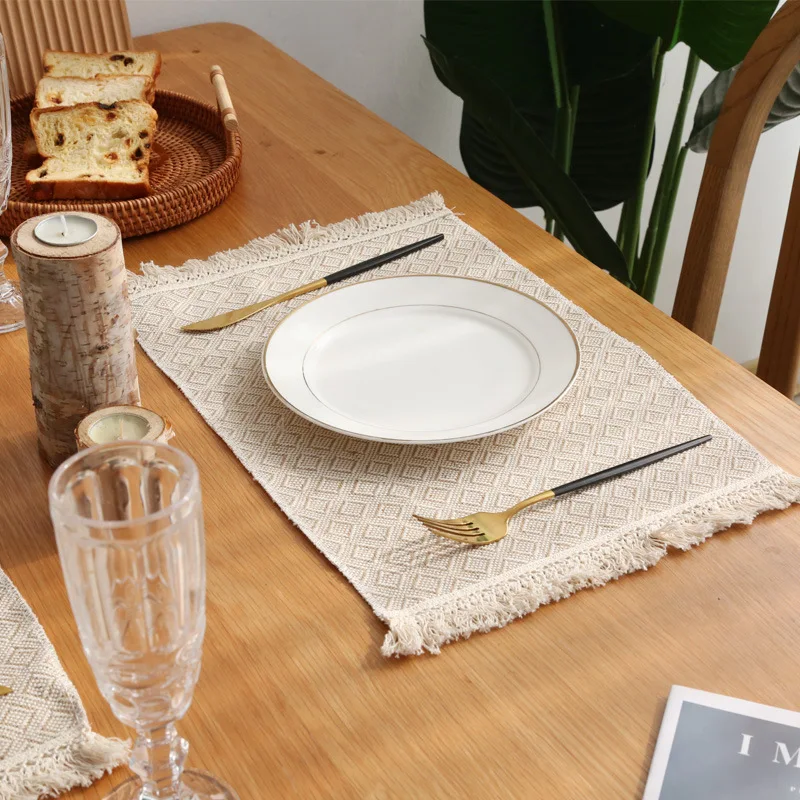 

30*45cm Place Mats for Dining Table Set of 4pcs Table Cloth Wedding Napkins for Plates Washable Table Mat with Tassel Home Decor