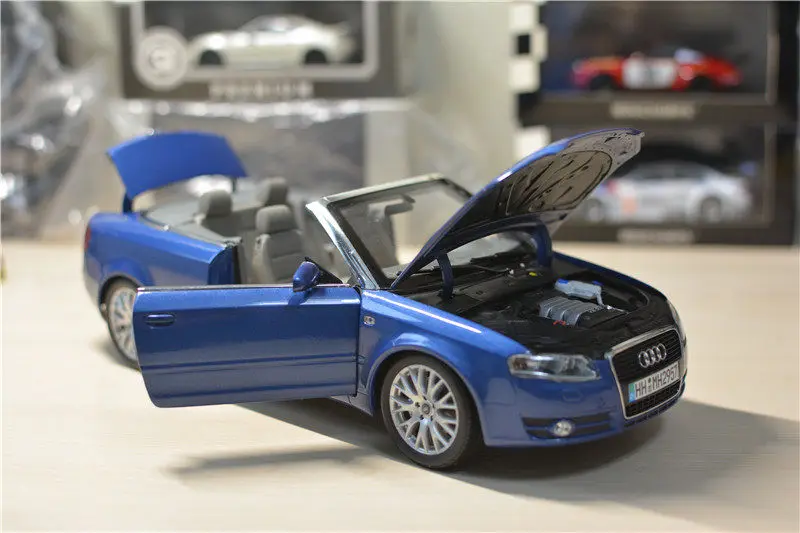 Фото Масштабная модель автомобиля Audi A4 Convertible 3.2 Norev 1:18 из литого металла №2