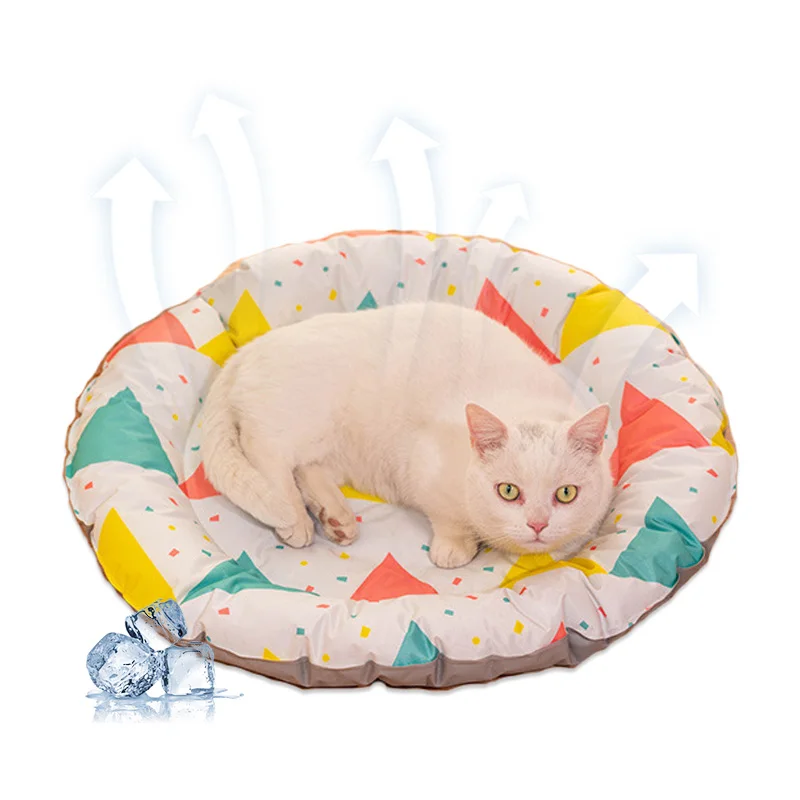 

Summer Fashion Pet Ice Mat Scratch Resistant 2 in 1 Function Dog Cat Durable Sleep Pad Cooling Waterproof for Small Medium Pets