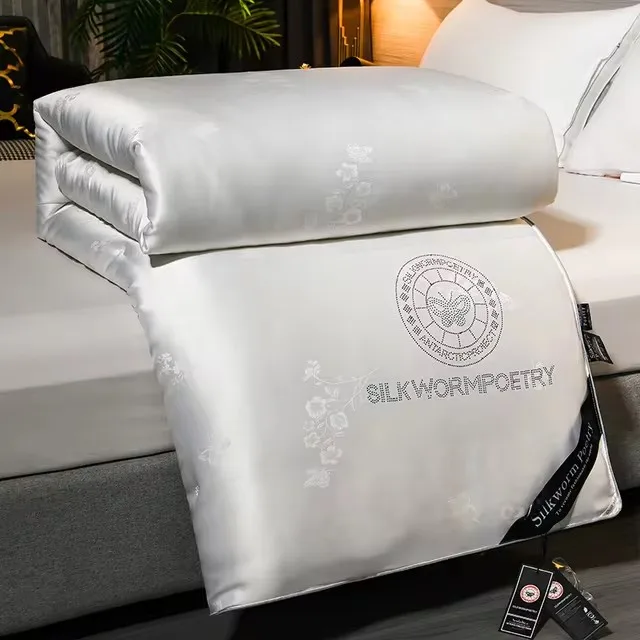 

Стеганое одеяло HJX and home, шелк, зимнее