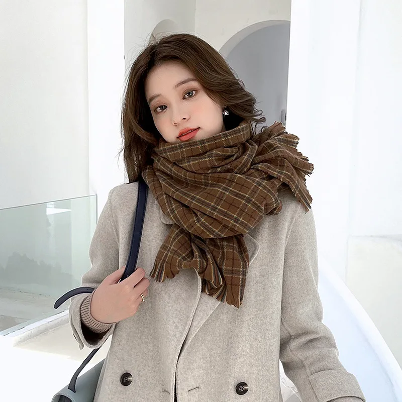 

Sweet small plaid scarf warm medium long shawl