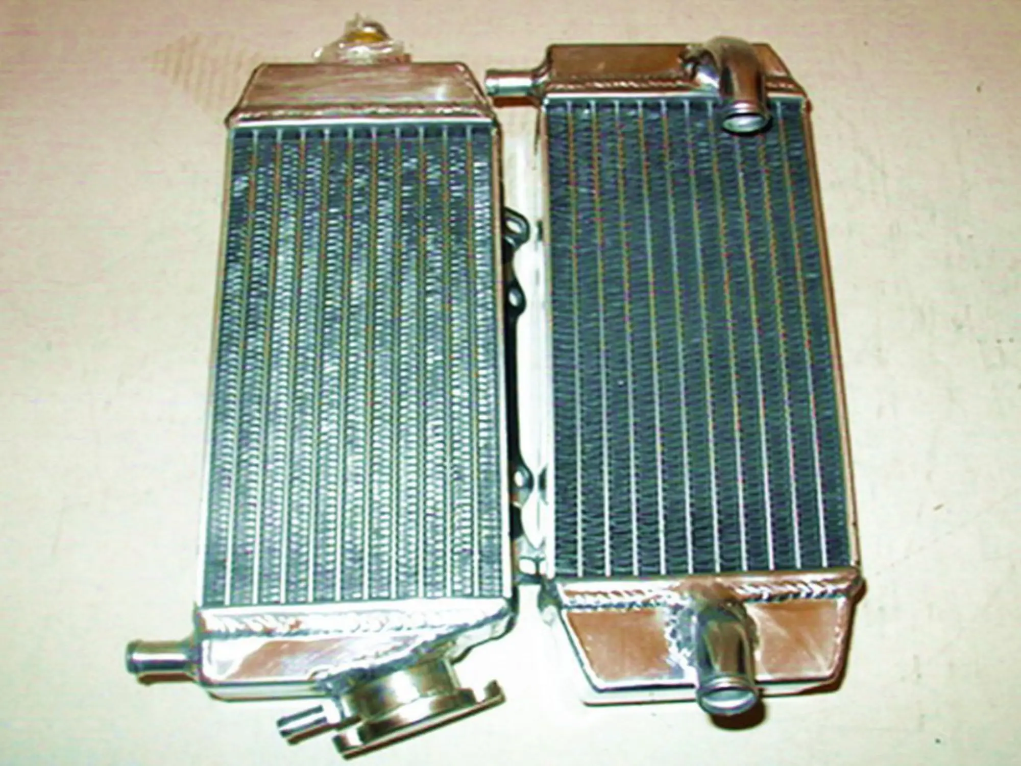 Новый левый и правый алюминиевый радиатор для Suzuki RMZ250 RMZ 250 2004-2006 годов охладитель