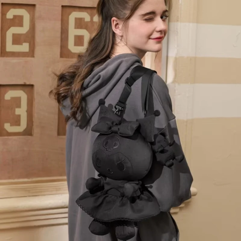 Фото Совместная плюшевая кукла Sanrio Kuromi, рюкзак для темной куклы, аниме Kawaii Kuromi, периферийный рюкзак, плюшевые игрушки, детский подарок на день рождения №4