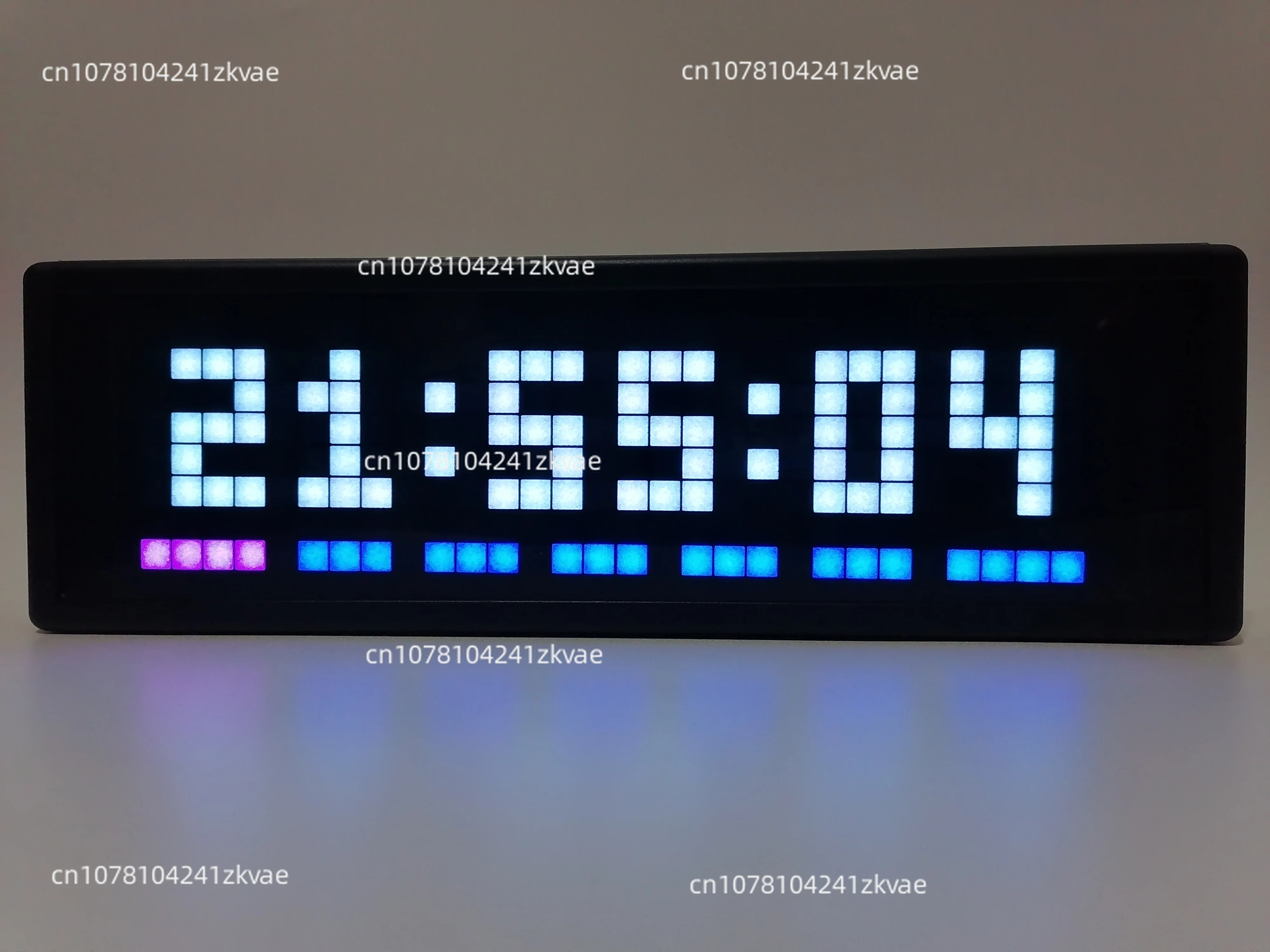 Цифровой дисплей на валютном рынке криптовалюты в режиме реального времени