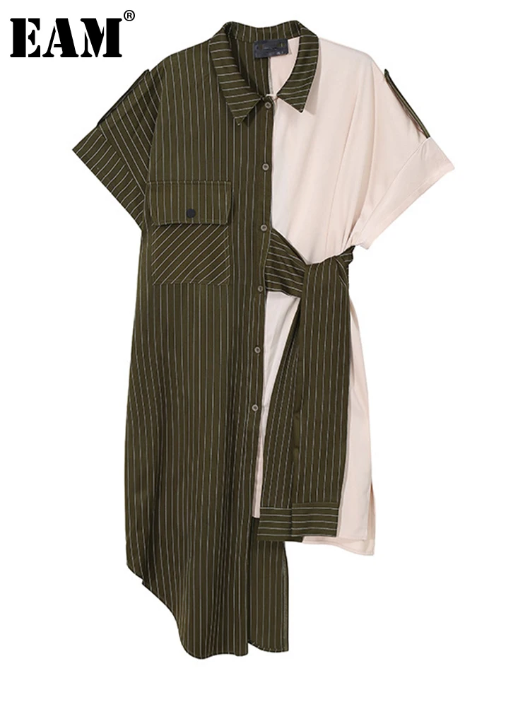 

[EAM] Women Green Striped Irregular Big Size Dress New Lapel ShortSleeve Loose Fit Fashion Tide Spring Summer 2022 1DD6109