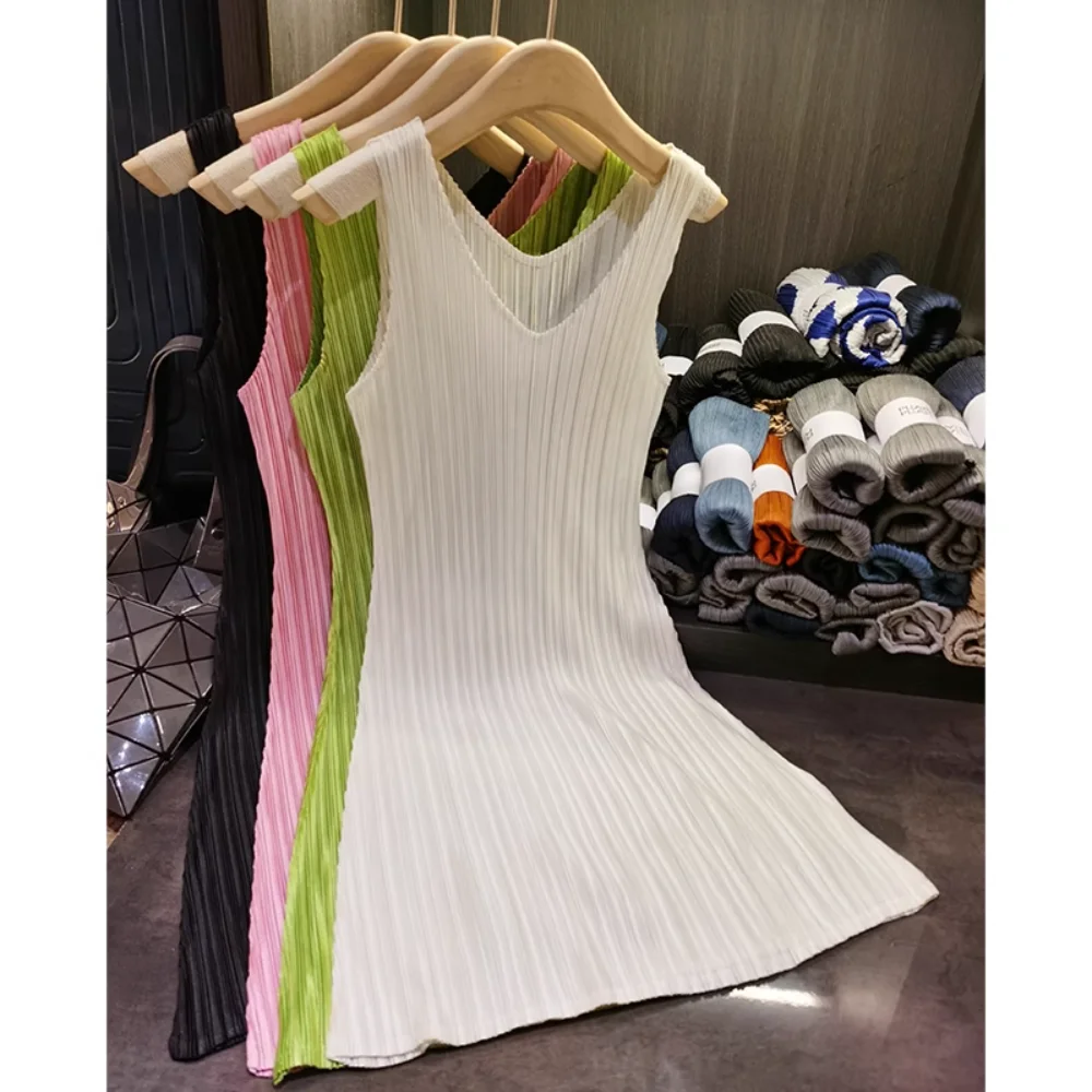 

JOCLOTH Summer Miyake Pleated Tank Top Suspender Skirt Simple Solid Dresses Casual Elegant Fashion Women's Dress Women Clothing