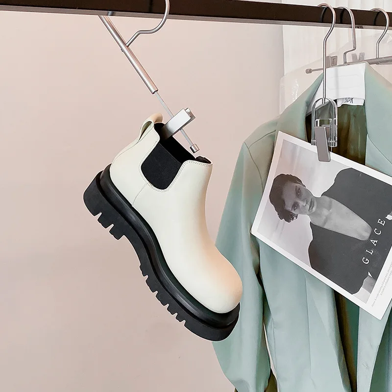 Chelsea Boots Women Autumn New Comfortable Round Toe flat Heel Low  Short  Retro Simplicity Ankle  Black