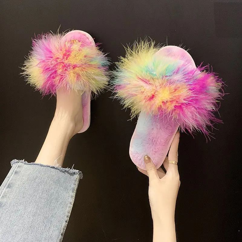 Тапки женские плюшевые всесезонные шлепанцы на плоской подошве меховые сланцы