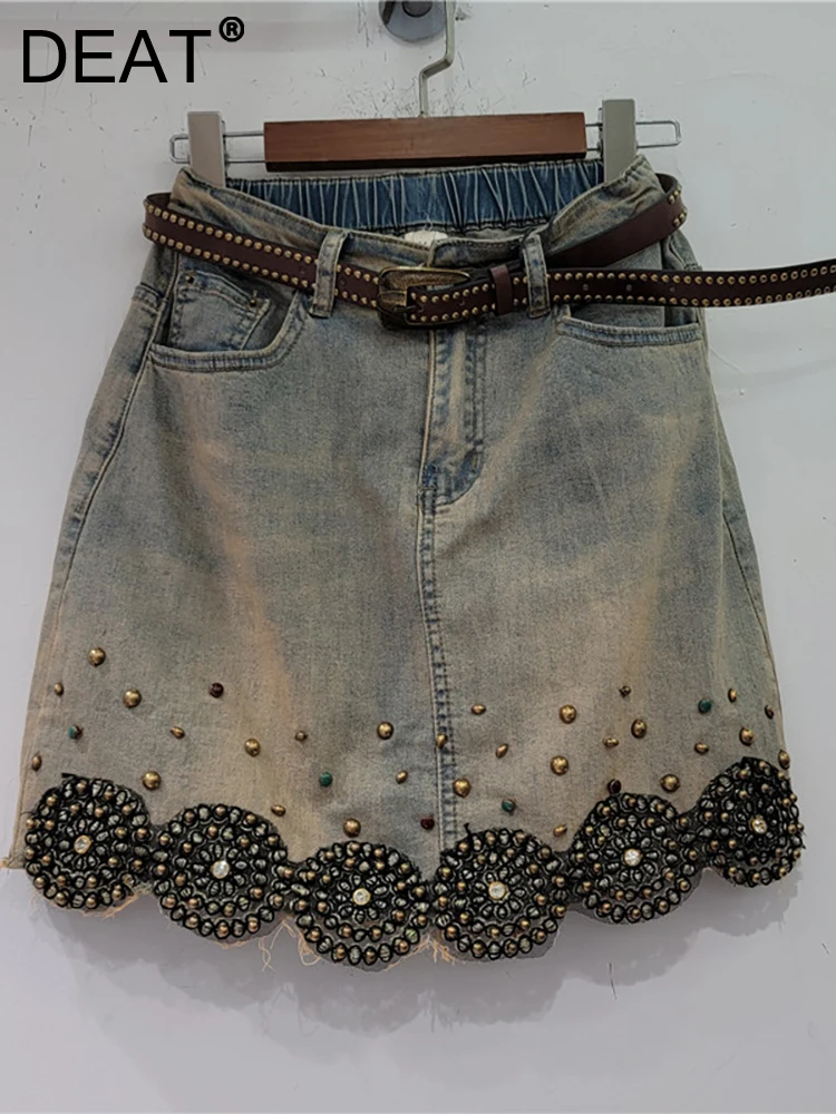 

DEAT Women's Denim Skirt High Waist Retro Do Old Gold Rivet Wrap Hip A-line Luxury Mini Skirts 2023 Summer New Fashion 29L1780