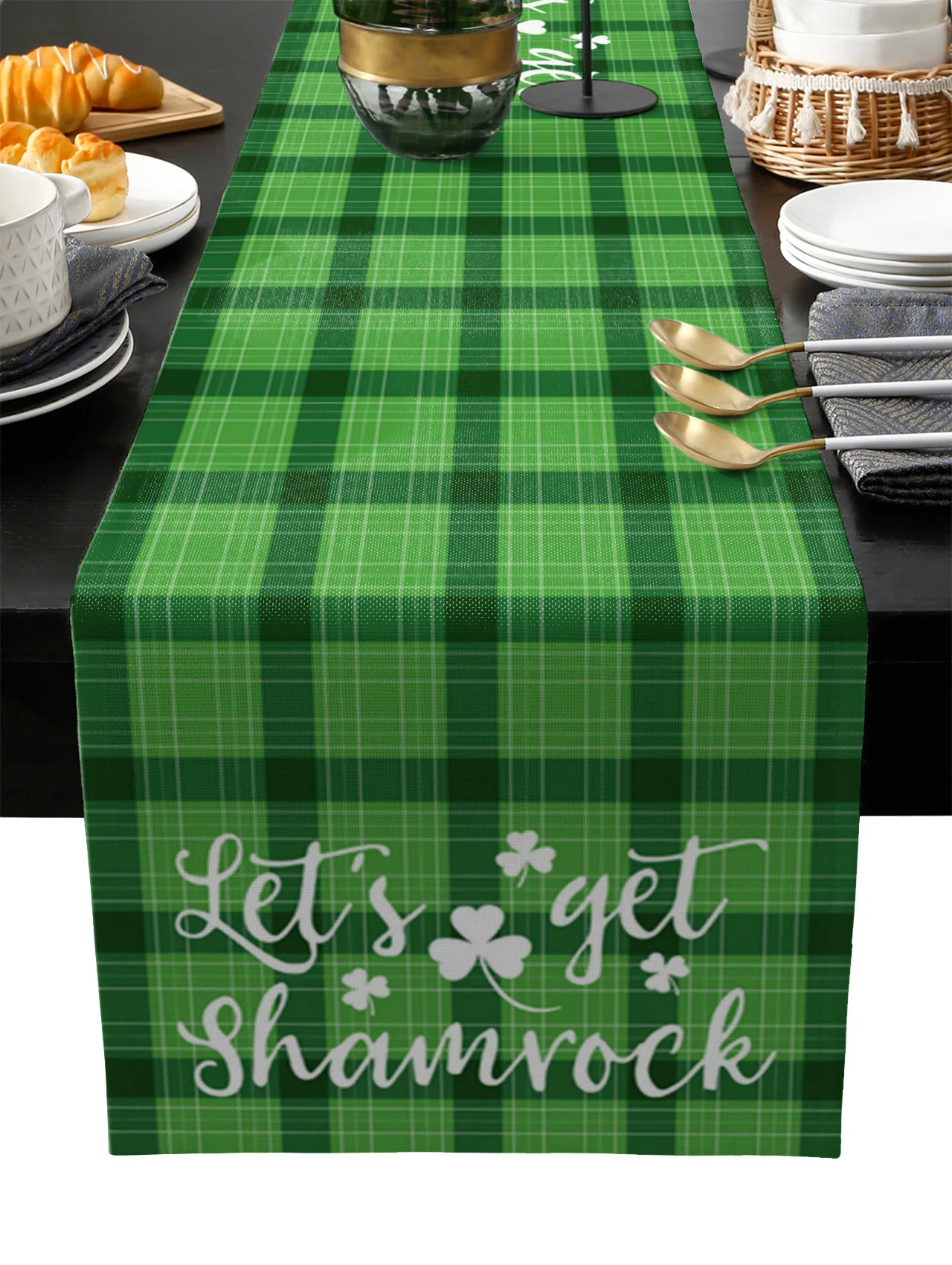 

Saint Patrick Green Table Runner Wedding Festival Table Decoration Home Decor Kitchen Table Runners Placemats