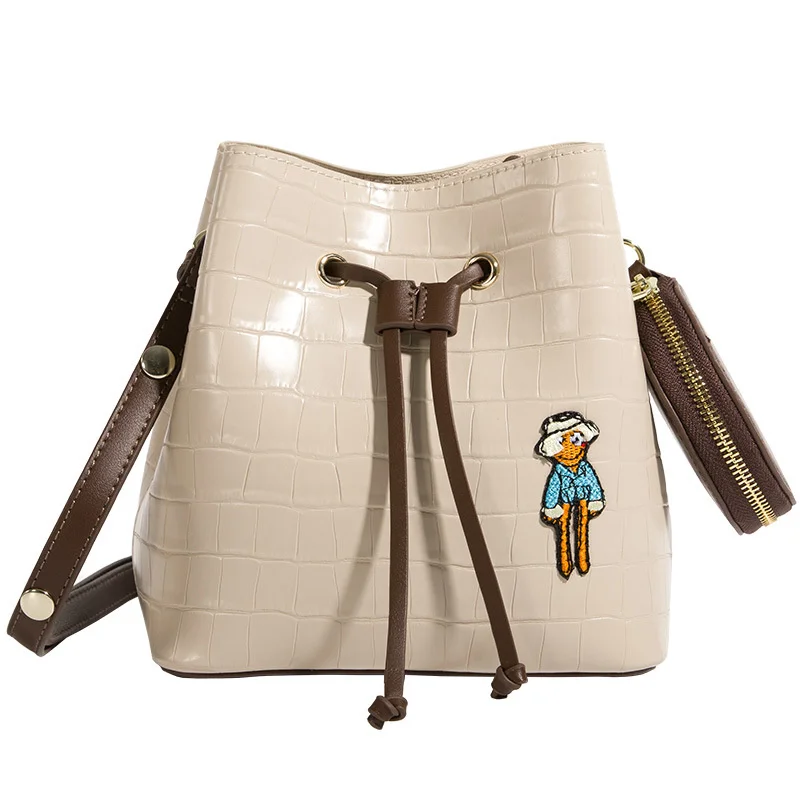 

Женская сумка, новинка 2021, модная мультяшная сумка-ведро с вышивкой, модная сумка, сумка-мессенджер на одно плечо