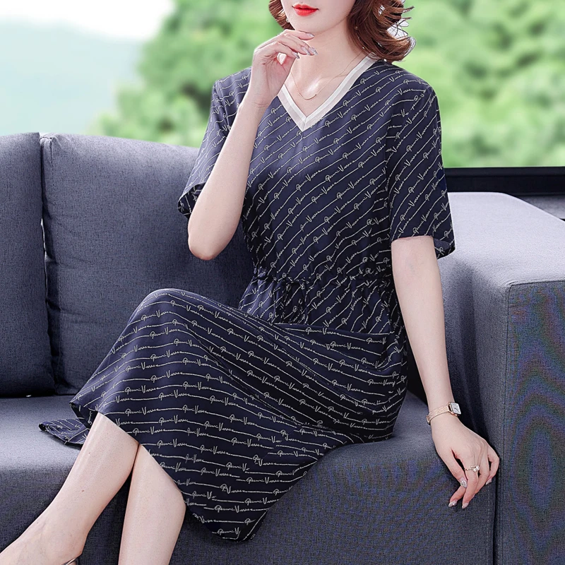 

Fashion Temperament Elegant Floral Silk Dress Women 2022 Summer New Large Size Loose Tight Mini Skirt Casual Party Vestidos