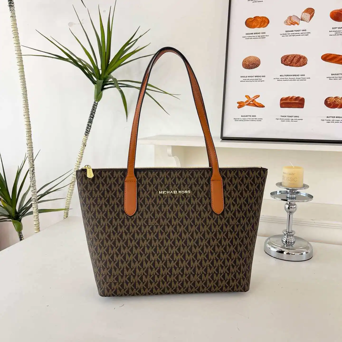Фото Высококачественная женская сумка-тоут и сумка через плечо от Michael Kors №1