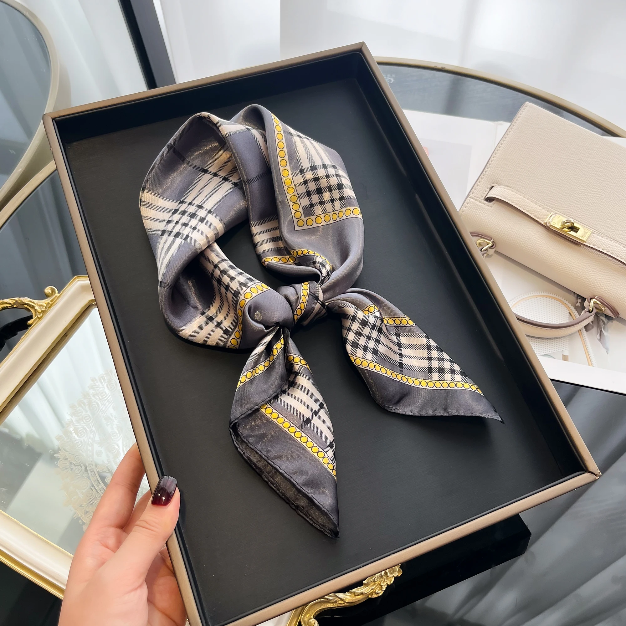 2024 пляжный солнцезащитный платок роскошный дизайн квадратные шарфы женский