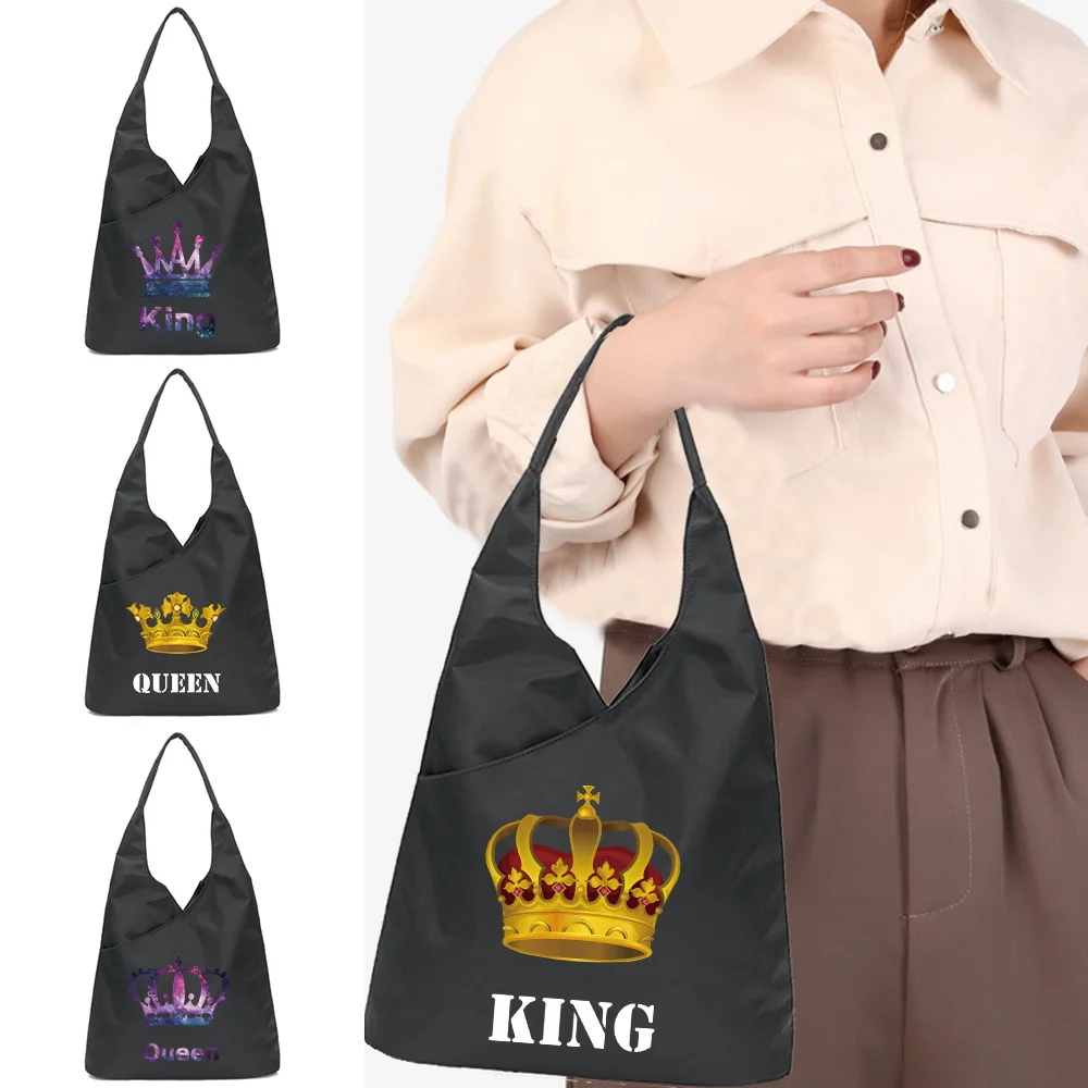 

2023 New Women's Pack Fashion Handbags Retro King Queen Printing Tote Bag Casual Women Hobos Handbag Harajuku Style Storage Bag