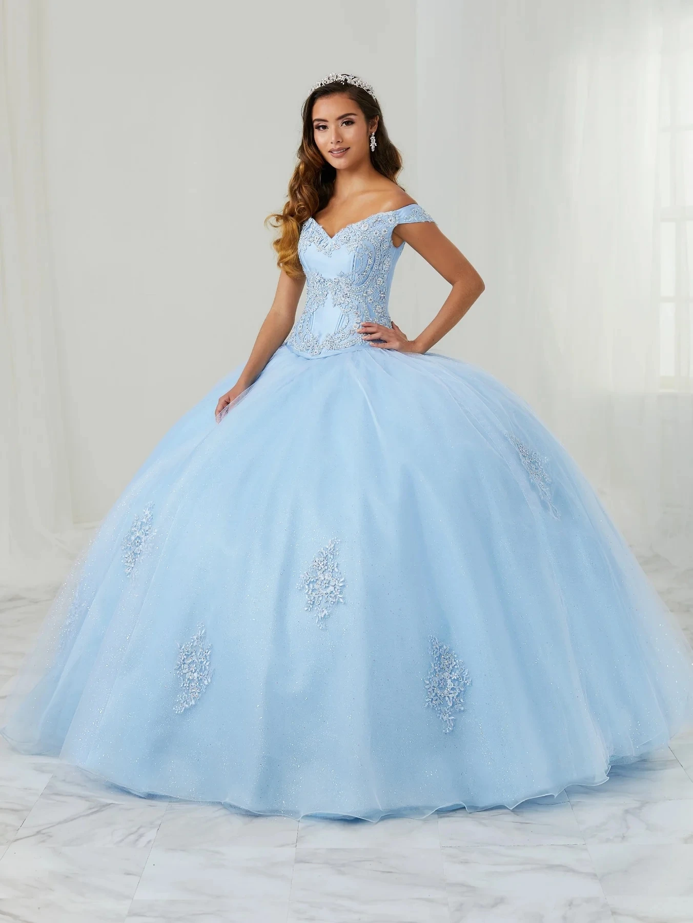 

Sky Blue Charro Quinceanera Dresses Ball Gown Off The Shoulder Tulle Appliques Beaded Puffy Mexican Sweet 16 Dresses 15 Anos