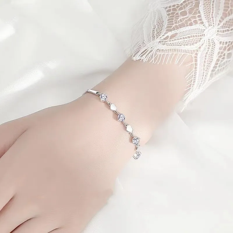 Женский браслет из серебра 925 пробы с кристаллами |