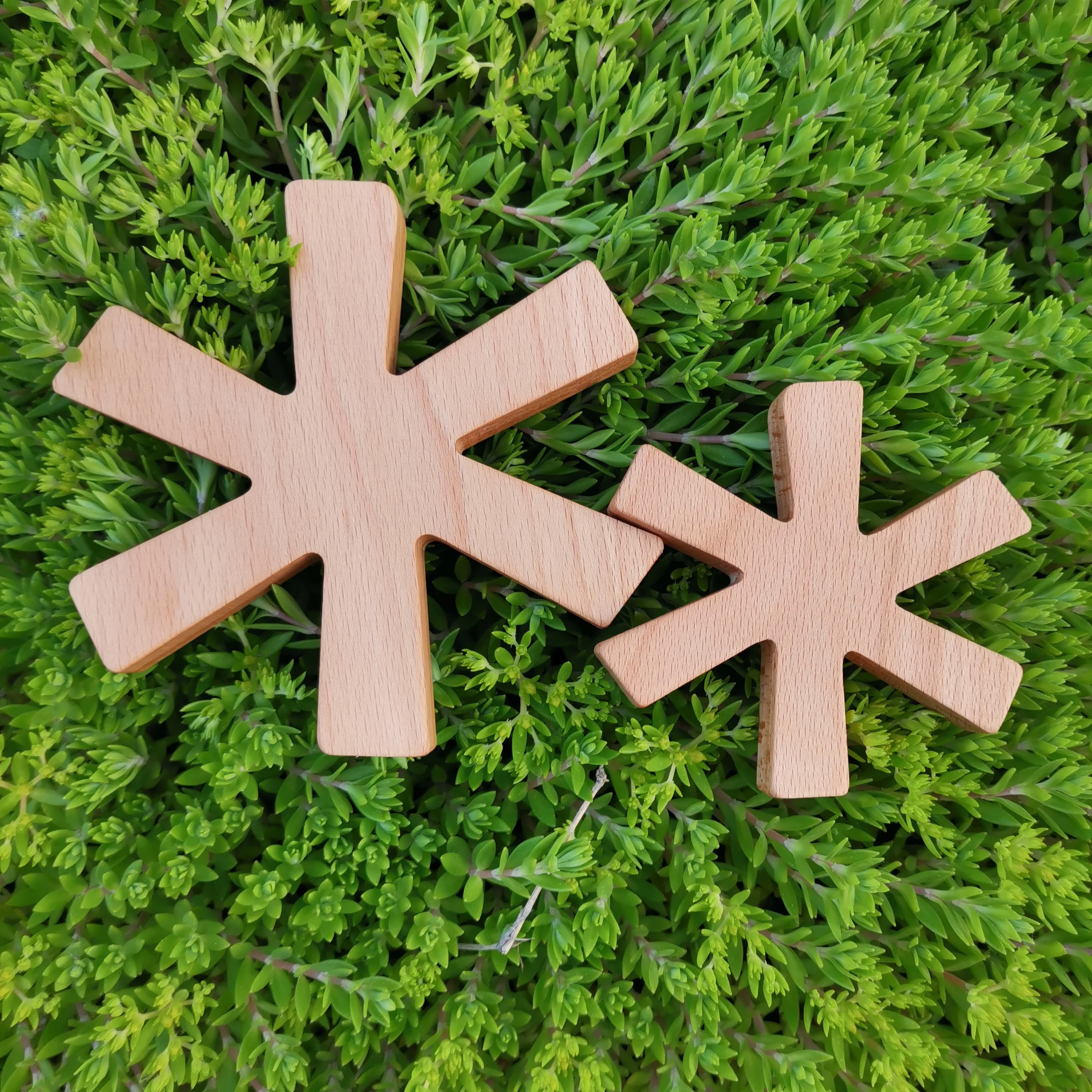 

Creativity Snowflake Natural Wooden Cup Mat Coasters Table Mat Tea Coffee Bar Cup Mat Pad Wooden Drink Coasters Placemat Outdoor