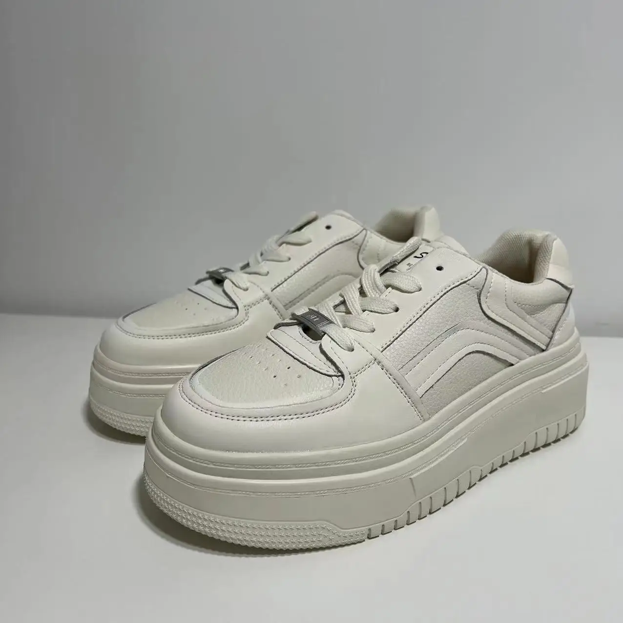 Casual Sneakers Women Splite Leather Patchwork Mixed Colors Lace-Up Round Toe 5cm Platform Shoes Lady Flats Off-white Sports