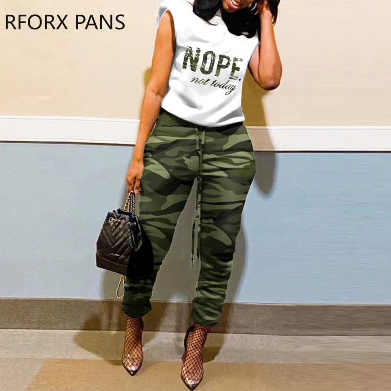 

Women Camo&Letter Print Pocket Detail Sleeveless Top & Drawstring Pants Set Skinny Pants Sets