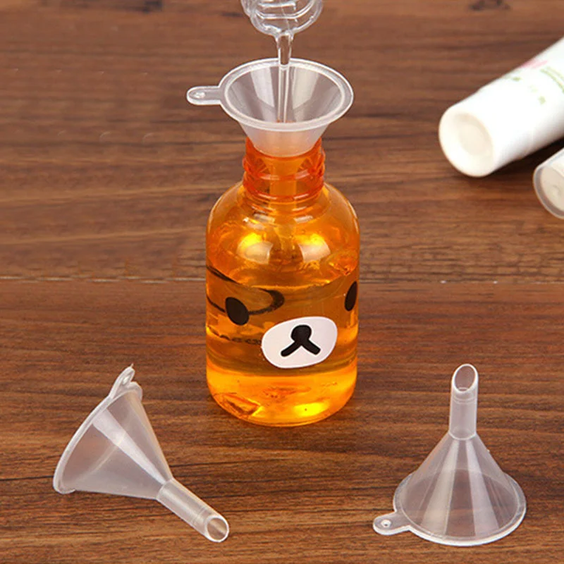 

1/5Pcs Mini Transparent Funnel Plastic Perfume Diffusion Bottle Funnel Small Mouth Liquid Oil Funnel School Laboratory Supplies