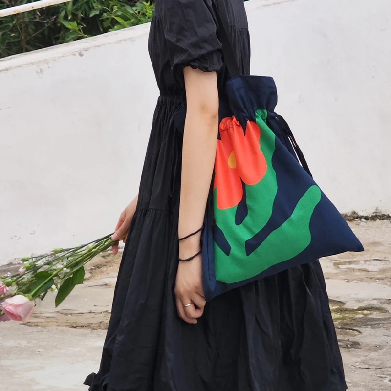 Women's Drawstring Shoulder Tote Bag Creative Casual Large Capacity Shopper Canvas Bag Simple Trendy Underarm Bag