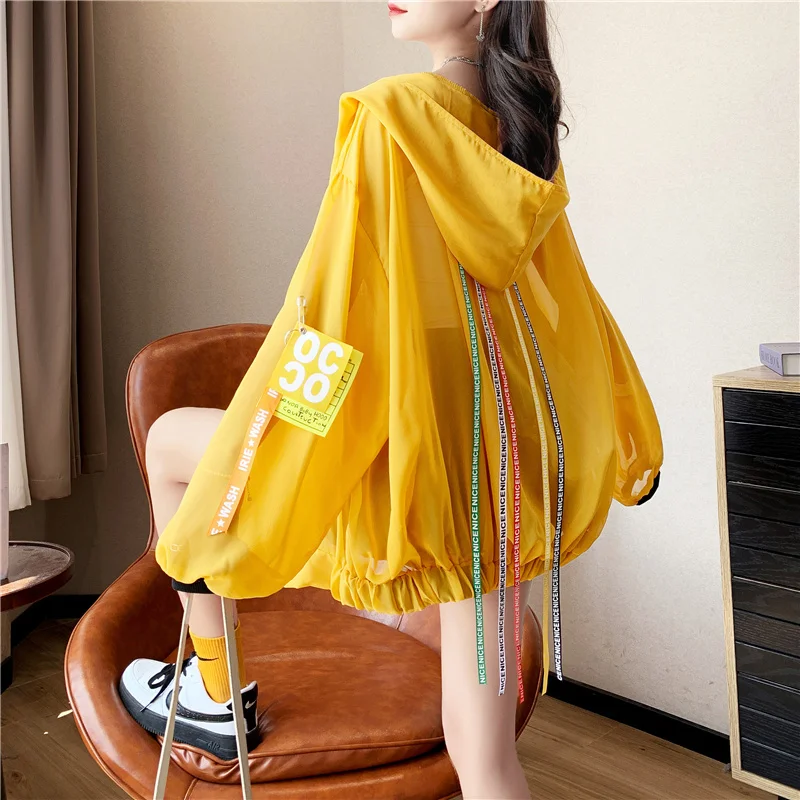 

Fashion Sunscreen Clothes Women's Breathable Loose Thin Short Hooded Sports Coat 2022 Summer Casual Long Sleeves Jacket Women