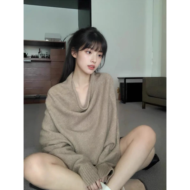 Женский трикотажный джемпер с открытыми плечами и длинным рукавом