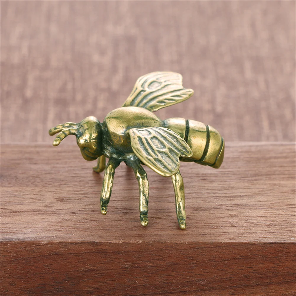 

Brass Bee Statue Hard Working Bee Ornament 4.7*3.2cm Retro Antique Vintage Pure Copper Insects Office Home Desk Decoration