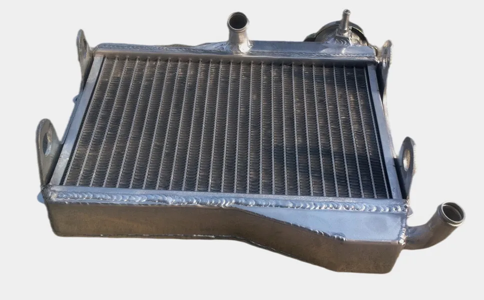 

Aluminum Radiator For 1973 1974 1975 Yamaha RD250 RD350 Street Series 250 350