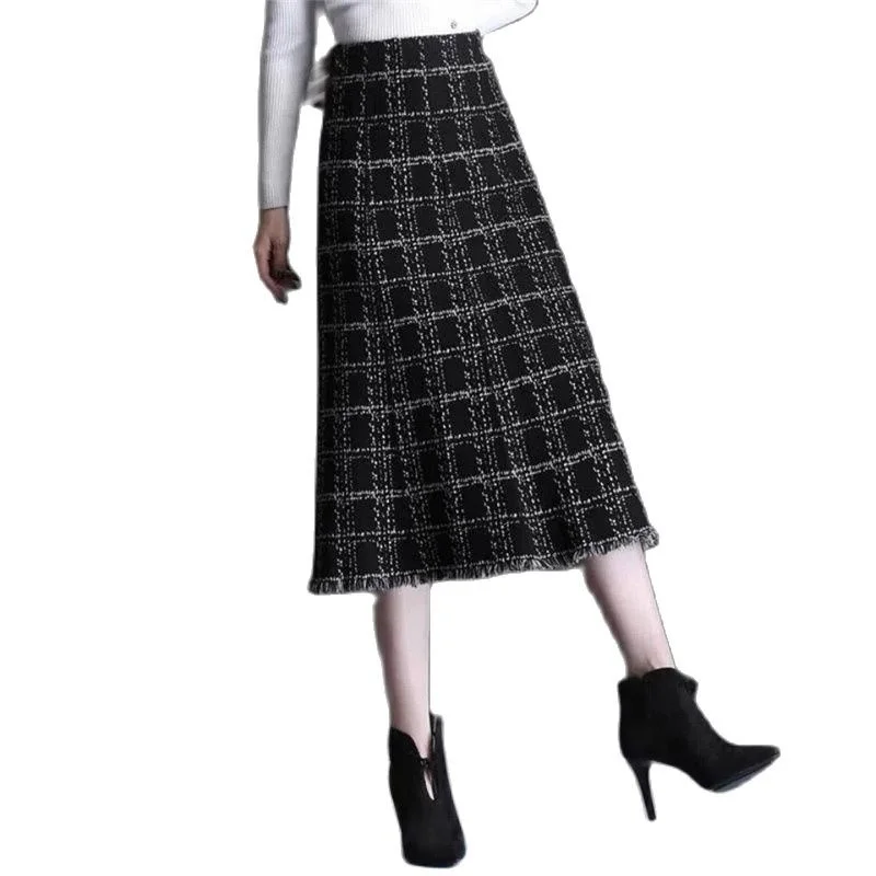 

Temperament Knitted Skirt Autumn And Winter Women's Long New A-Line Skirt With High Waist And Long Wool Skirt Thickened Tide