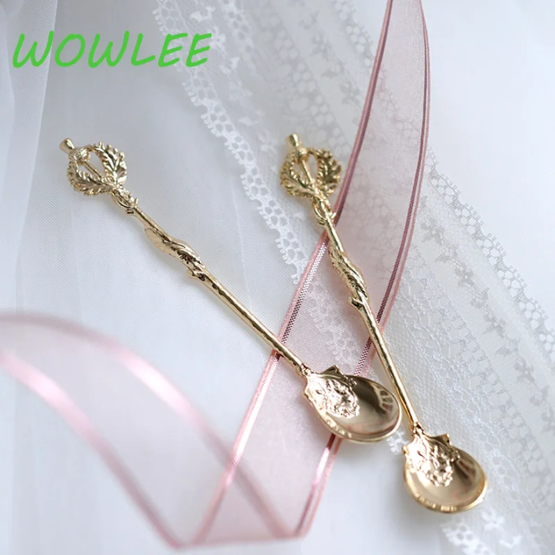 

2PCSMini Metal Coffee Sugar Tea Dessert Spoon Fork Kitchen Tableware Metal Carved Fruit Dessert Cutlery Spoon Fork Kitchen Tool