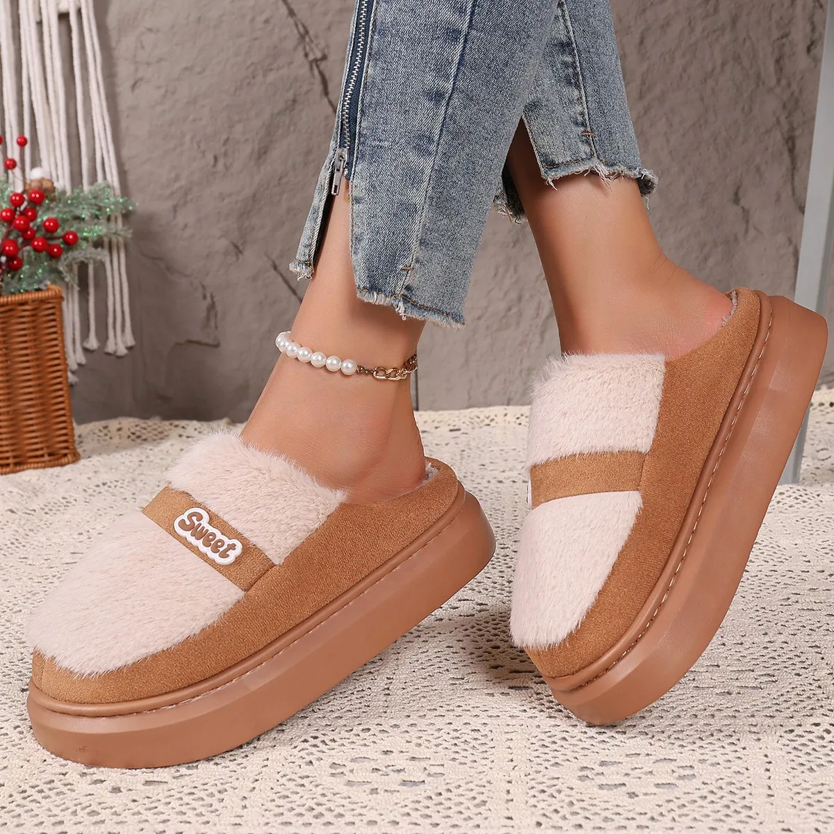 Новые женские ботинки с круглым носком и нескользящие повседневные тапочки