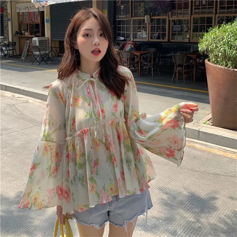 

Шифоновая Блузка с воротником-стойкой, легкая шикарная рубашка с длинным расширяющимся книзу рукавом, с цветочным принтом, с завязкой и воротником-стойкой, весна