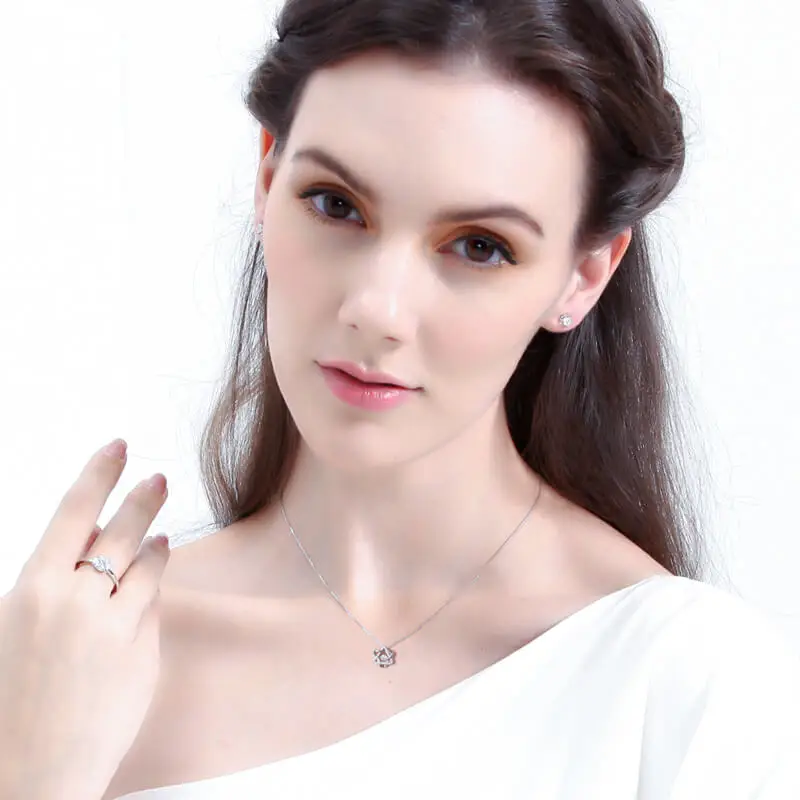 

Шестиконечная звезда из стерлингового серебра, высококачественный дизайн, нишевое бьющееся сердце, Муассанит светильник Роскошная цепочк...