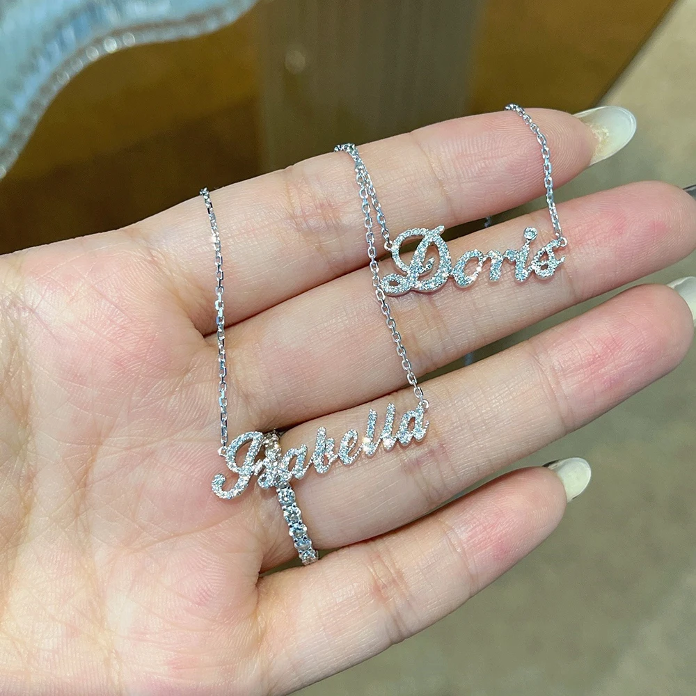 Рисунок 5 - Цепочка с кулоном из муассанита